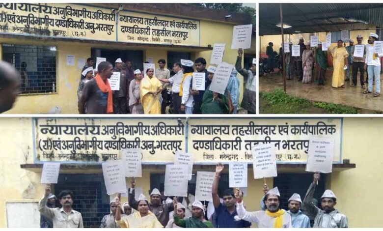 युक्तियुक्तकरण के खिलाफ आम आदमी पार्टी का प्रदेश स्तरीय धरना प्रदर्शन युक्तियुक्तकरण के खिलाफ आम आदमी पार्टी का प्रदेश स्तरीय धरना प्रदर्शन