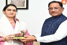रायपुर : मुख्यमंत्री विष्णु देव साय ने वॉटर वुमन शिप्रा पाठक का किया सम्मान