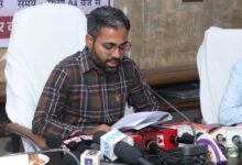 उत्तर बस्तर कांकेर : कलेक्टर ने लंबित कार्यों को जल्द से जल्द पूर्ण करने अधिकारियों को दिए निर्देश