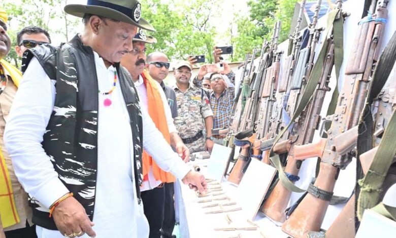 बस्तर में फैल रहा है अब विकास का उजियारा