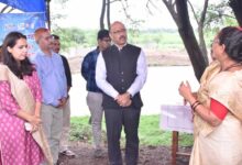 रायपुर : भारत सरकार के अतिरिक्त सचिव ग्रामीण विकास मंत्रालय ने राजनांदगांव में आजीविका, जल संरक्षण और उद्यमिता कार्यों का किया निरीक्षण