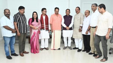 मुख्यमंत्री साय से केरल एवं ओडिशा के सांसदों के प्रतिनिधिमंडल ने की सौजन्य मुलाकात,मुख्यमंत्री ने कहा – छत्तीसगढ़ एक शांतिप्रिय प्रदेश है, कानून अपना कार्य कर रहा है..