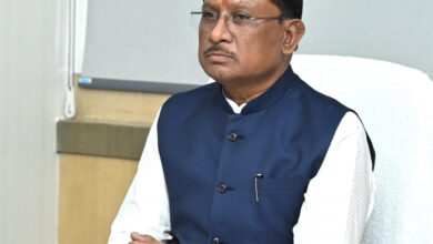 CG News: मुख्यमंत्री विष्णु देव साय ने ग्रामोद्योग विभाग की समीक्षा बैठक में दिए निर्देश, कहा- पारंपरिक कारीगरों की आजीविका संवारने के लिए बनेगी विशेष रणनीति….