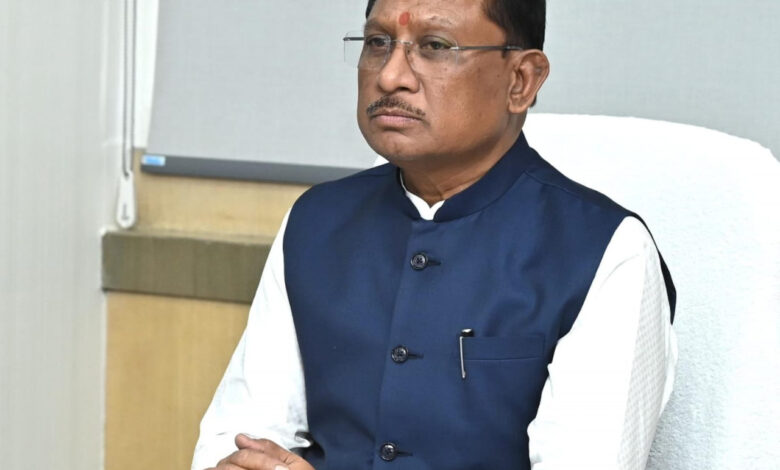 CG News: मुख्यमंत्री विष्णु देव साय ने ग्रामोद्योग विभाग की समीक्षा बैठक में दिए निर्देश, कहा- पारंपरिक कारीगरों की आजीविका संवारने के लिए बनेगी विशेष रणनीति….