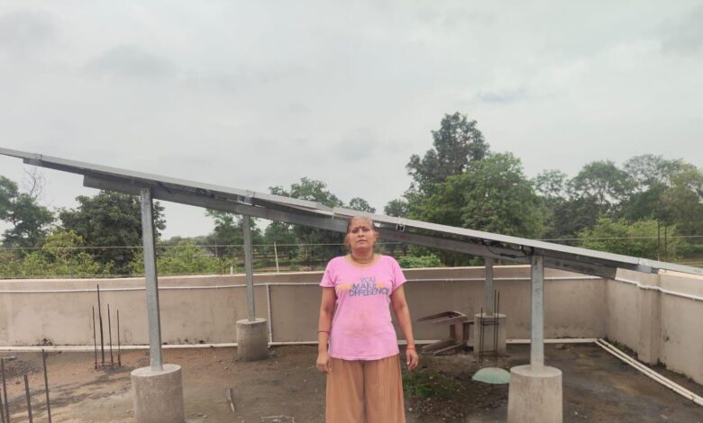 प्रधानमंत्री सूर्यघर मुफ्त बिजली योजना से बदला आमजन का जीवन, स्वाति यादव बनीं ऊर्जा क्षेत्र में आत्मनिर्भर… प्रधानमंत्री सूर्यघर मुफ्त बिजली योजना से बदला आमजन का जीवन, स्वाति यादव बनीं ऊर्जा क्षेत्र में आत्मनिर्भर…