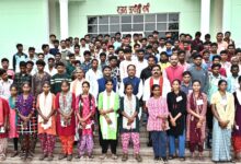 मुख्यमंत्री विष्णुदेव साय ने छात्रों से की आत्मीय भेंट: कहा- बच्चों के उज्ज्वल भविष्य के लिए सरकार है प्रतिबद्ध…