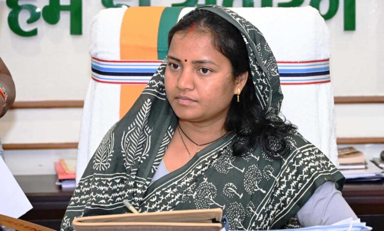 आंगनबाड़ियों में घटिया सामान की आपूर्ति का मामला: मंत्री श्रीमती राजवाड़े के निर्देश पर बड़ी कार्रवाई, छह सप्लाई एजेंसियां ब्लैक लिस्टेड आंगनबाड़ियों में घटिया सामान की आपूर्ति का मामला: मंत्री श्रीमती राजवाड़े के निर्देश पर बड़ी कार्रवाई, छह सप्लाई एजेंसियां ब्लैक लिस्टेड