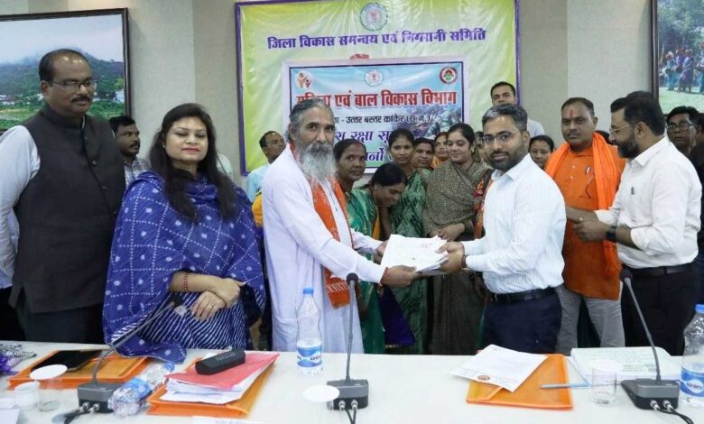 वीर सिपाहियों की कलाई न रहे सूनी -छत्तीसगढ़ की बहनों ने भेजे रक्षासूत्र और दिल से लिखे पत्र वीर सिपाहियों की कलाई न रहे सूनी -छत्तीसगढ़ की बहनों ने भेजे रक्षासूत्र और दिल से लिखे पत्र