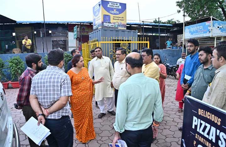 मैथिलीशरण गुप्त उद्यान तेलीबांधा से झूलों को 24 घंटे के अंदर हटाने की कार्यवाही प्रारंभ करे….- मीनल चौबे मैथिलीशरण गुप्त उद्यान तेलीबांधा से झूलों को 24 घंटे के अंदर हटाने की कार्यवाही प्रारंभ करे….- मीनल चौबे