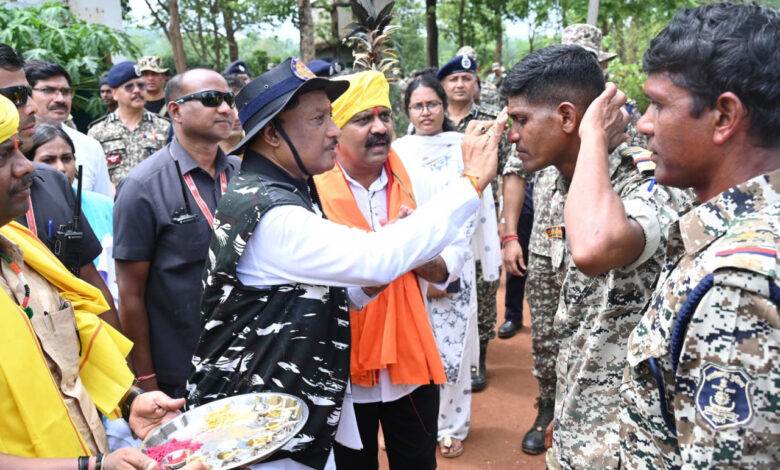 CG NEWS: बस्तर में नक्सल उन्मूलन की अंतिम लड़ाई जारी, सांस्कृतिक विरासत और विकास की ओर बढ़ता छत्तीसगढ़: मुख्यमंत्री विष्णु देव साय….