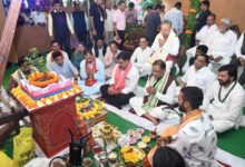 मुख्यमंत्री निवास में हरेली उत्सव: CM साय ने गौरी-गणेश, नवग्रह की पूजा कर भगवान शिव का किया अभिषेक….