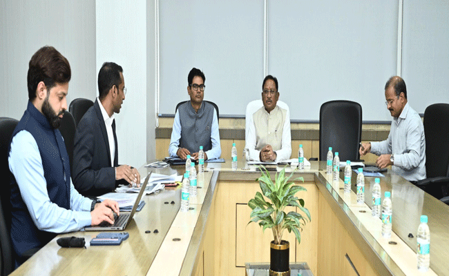 मुख्यमंत्री श्री साय ने जीएसटी विभाग की समीक्षा बैठक में कर अपवंचन पर सख्ती के दिए निर्देश