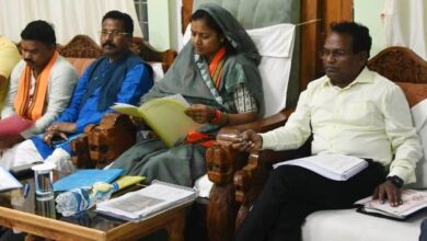 आंगनबाड़ियों की व्यवस्था और कुपोषण उन्मूलन पर ध्यान दें अधिकारी: मंत्री श्रीमती राजवाड़े….