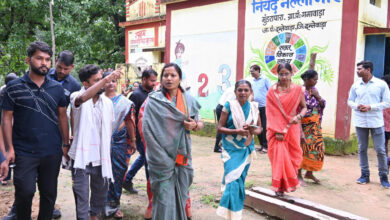 मंत्री श्रीमती राजवाड़े ने दंतेवाड़ा जिले में आंगनबाड़ी, सखी सेंटर, बाल सम्प्रेषण गृह और नारी निकेतन केन्द्रों का किया निरीक्षण…..