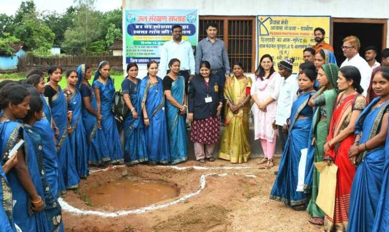 ‘मोर गांव मोर पानी’ बना जल संरक्षण का ऐतिहासिक जनांदोलन, इस जिले में 1.22 लाख सोख्ता गड्ढों के निर्माण से बना वर्ल्ड रिकॉर्ड….
