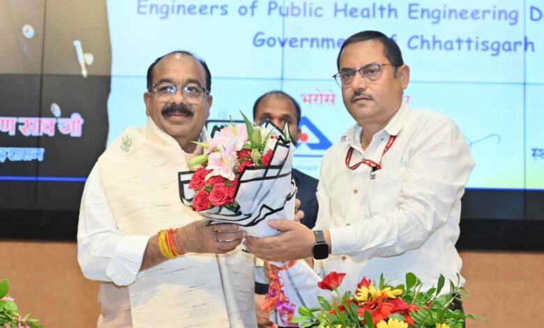 तेजी से बदलती दुनिया में नवाचार और मानकों की जानकारी अनिवार्य: क्षमता निर्माण कार्यक्रम में बोले उप मुख्यमंत्री अरुण साव…. तेजी से बदलती दुनिया में नवाचार और मानकों की जानकारी अनिवार्य: क्षमता निर्माण कार्यक्रम में बोले उप मुख्यमंत्री अरुण साव….