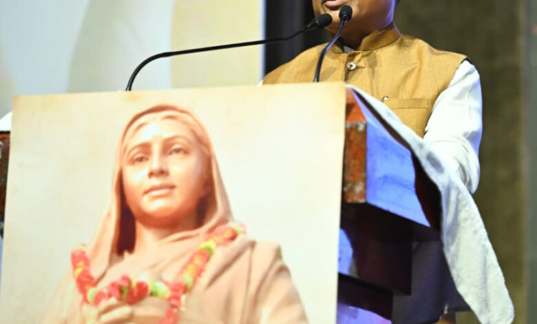 महारानी अहिल्याबाई होलकर ने समाज में प्रशासन, न्याय और जनकल्याण की अनुकरणीय व्यवस्था एवं उदाहरण प्रस्तुत किए – मुख्यमंत्री विष्णु देव साय…. महारानी अहिल्याबाई होलकर ने समाज में प्रशासन, न्याय और जनकल्याण की अनुकरणीय व्यवस्था एवं उदाहरण प्रस्तुत किए – मुख्यमंत्री विष्णु देव साय….