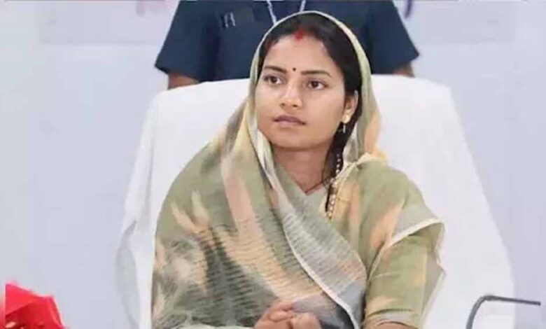 रजनी ताई उपासने के निधन पर मंत्री रजवाड़े ने व्यक्त किया दुःख रजनी ताई उपासने के निधन पर मंत्री रजवाड़े ने व्यक्त किया दुःख