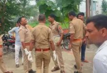 आधी रात प्रेमिका से मिलने पहुंचे BJP नेता पर टूटा कहर, घरवालों ने लाठियों से किया हमला