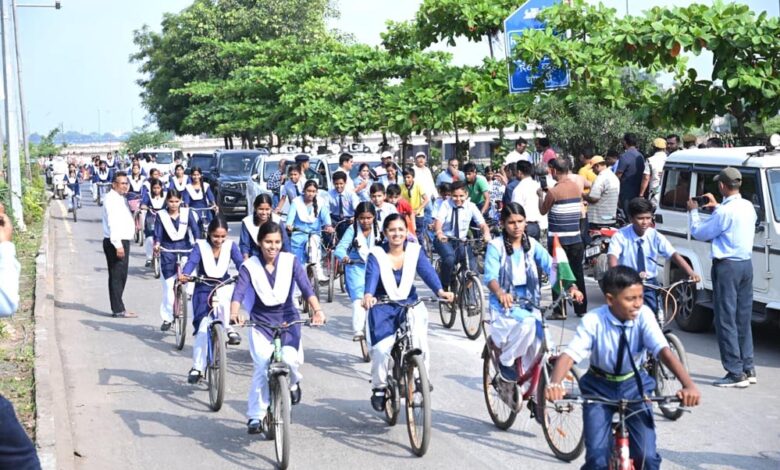 हर घर तिरंगा अभियान के तहत तिरंगा साइकिल रैली का भव्य आयोजन