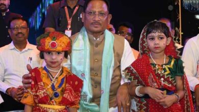श्रीकृष्ण जन्माष्टमी उत्सव में उमड़ा आस्था का सैलाब : मुख्यमंत्री विष्णु देव साय हुए शामिल श्रीकृष्ण जन्माष्टमी उत्सव में उमड़ा आस्था का सैलाब : मुख्यमंत्री विष्णु देव साय हुए शामिल