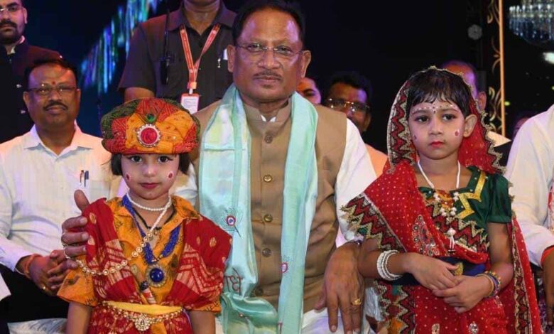 श्रीकृष्ण जन्माष्टमी उत्सव में उमड़ा आस्था का सैलाब : मुख्यमंत्री विष्णु देव साय हुए शामिल