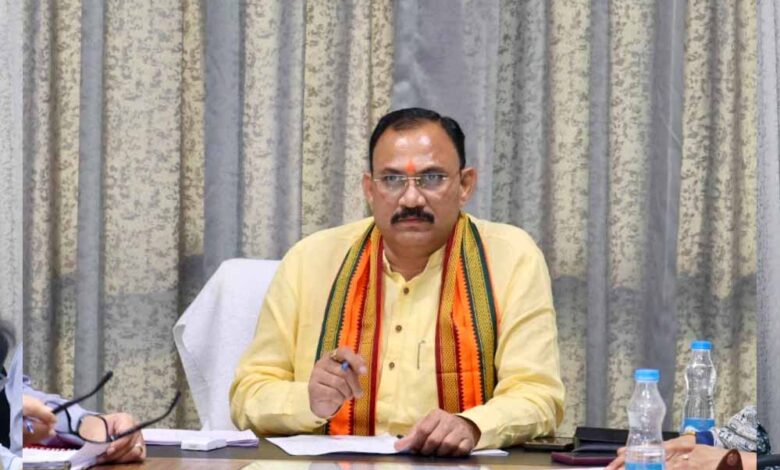 रायपुर : राज्य के सबसे बड़े अस्पताल को मिलेगा नया स्वरूप : स्वास्थ्य मंत्री श्याम बिहारी जायसवाल