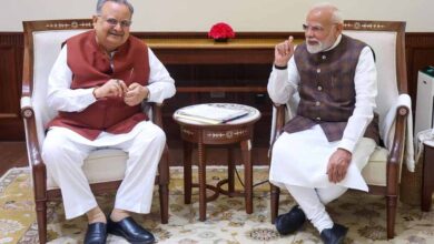 छत्तीसगढ़ विधानसभा अध्यक्ष डॉ. रमन सिंह ने प्रधानमंत्री नरेंद्र मोदी को नवीन विधानसभा भवन लोकार्पण के लिए किया आमंत्रित