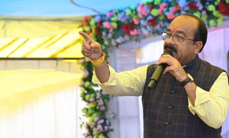 रायपुर : बस्तर के आदिवासियों की चिंता केंद्र और राज्य दोनों सरकारें कर रहीं: अरुण साव रायपुर : बस्तर के आदिवासियों की चिंता केंद्र और राज्य दोनों सरकारें कर रहीं: अरुण साव