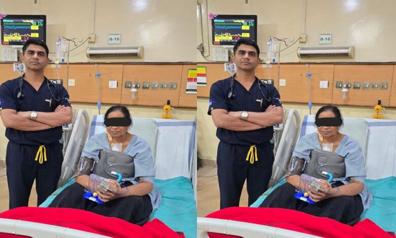 रायपुर : अम्बेडकर अस्पताल में एक ही साथ कोरोनरी बाईपास सर्जरी एवं हृदय के तीनों वॉल्व का सफल ऑपरेशन संपन्न रायपुर : अम्बेडकर अस्पताल में एक ही साथ कोरोनरी बाईपास सर्जरी एवं हृदय के तीनों वॉल्व का सफल ऑपरेशन संपन्न