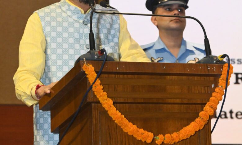 डिजिटल तकनीक का उपयोग करें लेकिन उस पर निर्भरता से बचें – राज्यपाल डेका….