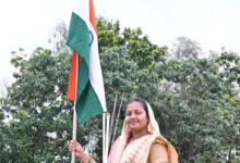 हर घर तिरंगा अभियान – मंत्री श्रीमती लक्ष्मी राजवाड़े ने निज निवास पर फहराया तिरंगा….