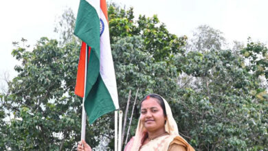 हर घर तिरंगा अभियान – मंत्री श्रीमती लक्ष्मी राजवाड़े ने निज निवास पर फहराया तिरंगा….
