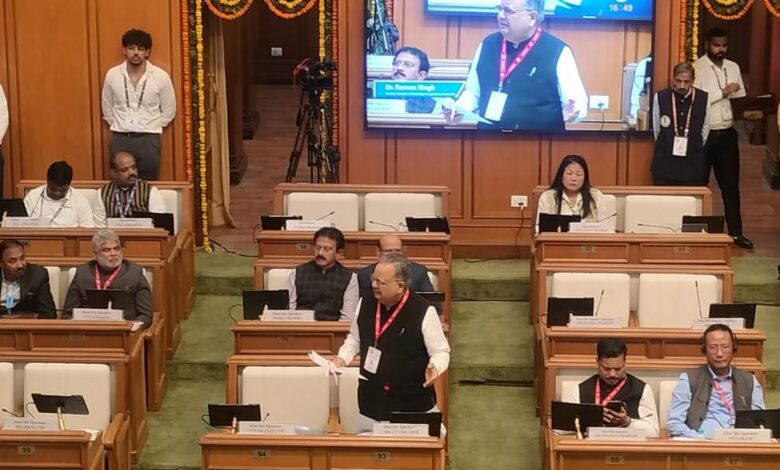 भारत की लोकतांत्रिक परंपराएं पूरी दुनिया के लिए प्रेरणा रही हैं: विधानसभा अध्यक्ष डॉ. रमन सिंह…