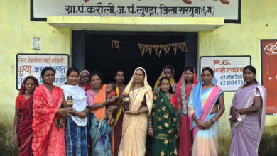 महिला सशक्तिकरण की मिसाल बन रहा सरगुजा जिले का करौली गांव….