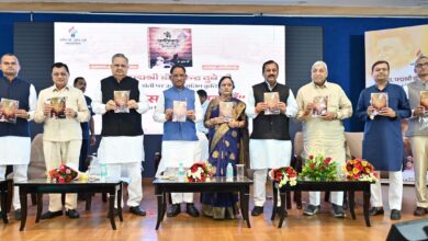 हास्य कवि डॉ. दुबे अपनी हँसती-गुदगुदाती कविताओं के माध्यम से सदैव रहेंगे हमारे बीच जीवित – मुख्यमंत्री विष्णु देव साय….