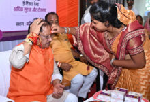 मुख्यमंत्री विष्णु देव साय को जशपुर की बहनों ने बांधी राखी…