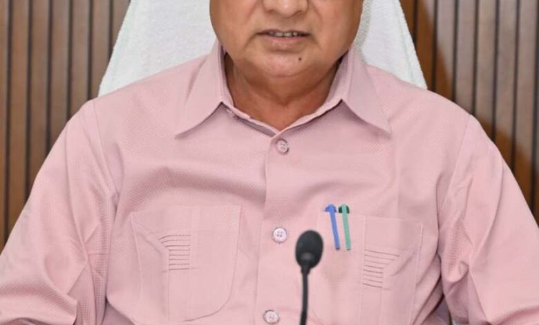 आबकारी मंत्रीलखन लाल देवांगन ने चार नवीन साफ्टवेयर लांच किया… आबकारी मंत्रीलखन लाल देवांगन ने चार नवीन साफ्टवेयर लांच किया…