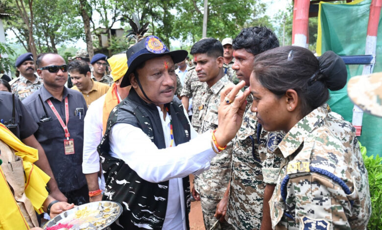 बस्तर में बदलाव – उम्मीद और विकास की नई सुबह… बस्तर में बदलाव – उम्मीद और विकास की नई सुबह…