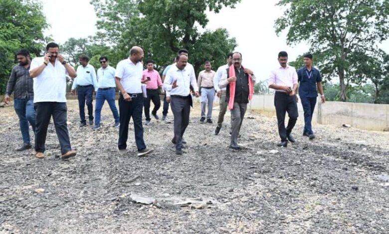 उप मुख्यमंत्री अरुण साव ने किया रतनपुर-पेंड्रा राष्ट्रीय राजमार्ग का औचक निरीक्षण, गुणवत्ता और समय-सीमा पर दिए सख्त निर्देश….