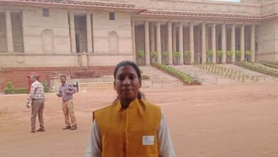 राष्ट्रपति भवन में आयोजित एट होम रिसेप्शन में शामिल हुई बगीचा की सुमन तिर्की…