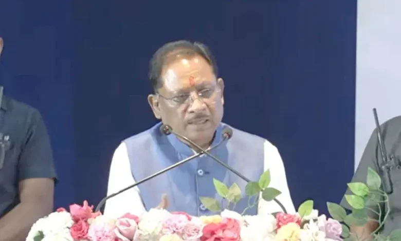 स्व. पद्मश्री सुरेंद्र दुबे की अंतिम कृति ‘मैं छत्तीसगढ़ बोलता हूं’ का विमोचन, CM साय बोले – अपनी कविताओं से सुरेंद्र दुबे ने छत्तीसगढ़ी भाषा का बढ़ाया मान….