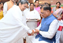 रक्षाबंधन के पावन पर्व पर मुख्यमंत्री विष्णु देव साय को ब्रह्मकुमारी बहनों ने बाँधी राखी….