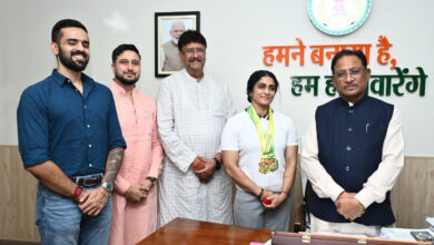 मुख्यमंत्री विष्णुदेव साय से एशियन अफ्रीकन पैसिफिक पावरलिफ्टिंग चैंपियनशिप की स्वर्ण पदक विजेता सुश्री नमी राय पारेख ने की मुलाकात….