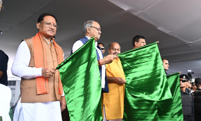 प्रधानमंत्री की विशेष पहल से बस्तर समेत प्रदेश भर में रेल सेवाओं का बढ़ा दायरा : मुख्यमंत्री विष्णु देव साय… प्रधानमंत्री की विशेष पहल से बस्तर समेत प्रदेश भर में रेल सेवाओं का बढ़ा दायरा : मुख्यमंत्री विष्णु देव साय…