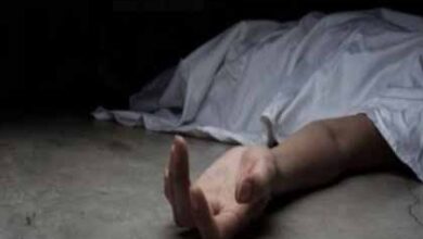 बरामदे में युवक की संदिग्ध मौत, पुलिस ने शुरू की जांच