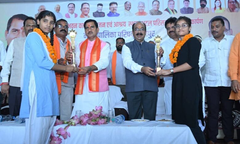 विकास के लिए प्रतिबद्ध डबल इंजन की सरकार : केन्द्रीय राज्य मंत्री तोखन साहू…. विकास के लिए प्रतिबद्ध डबल इंजन की सरकार : केन्द्रीय राज्य मंत्री तोखन साहू….