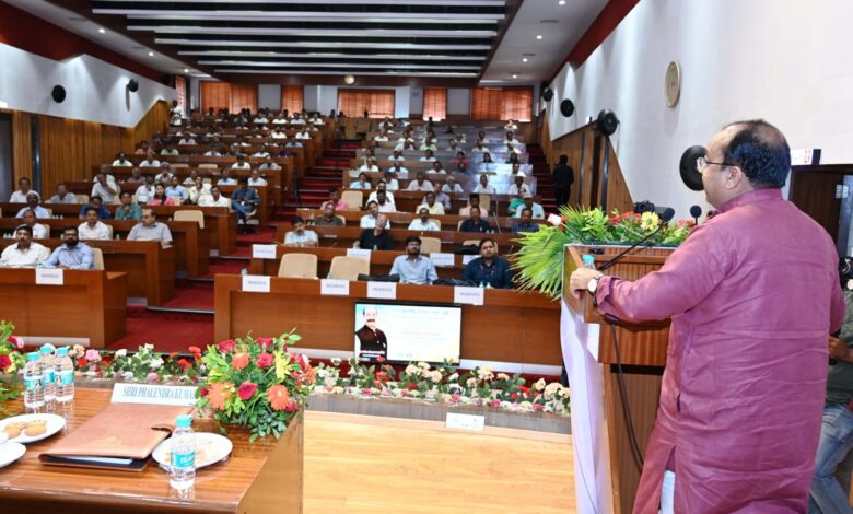 गुणवत्तापूर्ण निर्माण सामग्रियों के चयन के लिए मानकों की जानकारी जरूरी – अरुण साव…. गुणवत्तापूर्ण निर्माण सामग्रियों के चयन के लिए मानकों की जानकारी जरूरी – अरुण साव….