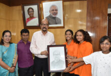 राज्यपाल श्री डेका से कोपलवाणी विशेष स्कूल के बच्चों ने की मुलाकात…