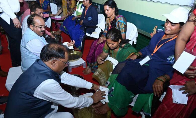 स्वच्छता में छत्तीसगढ़ को राष्ट्रीय स्तर पर प्रतिष्ठित करने में स्वच्छता दीदियों का अमूल्य योगदान : मुख्यमंत्री